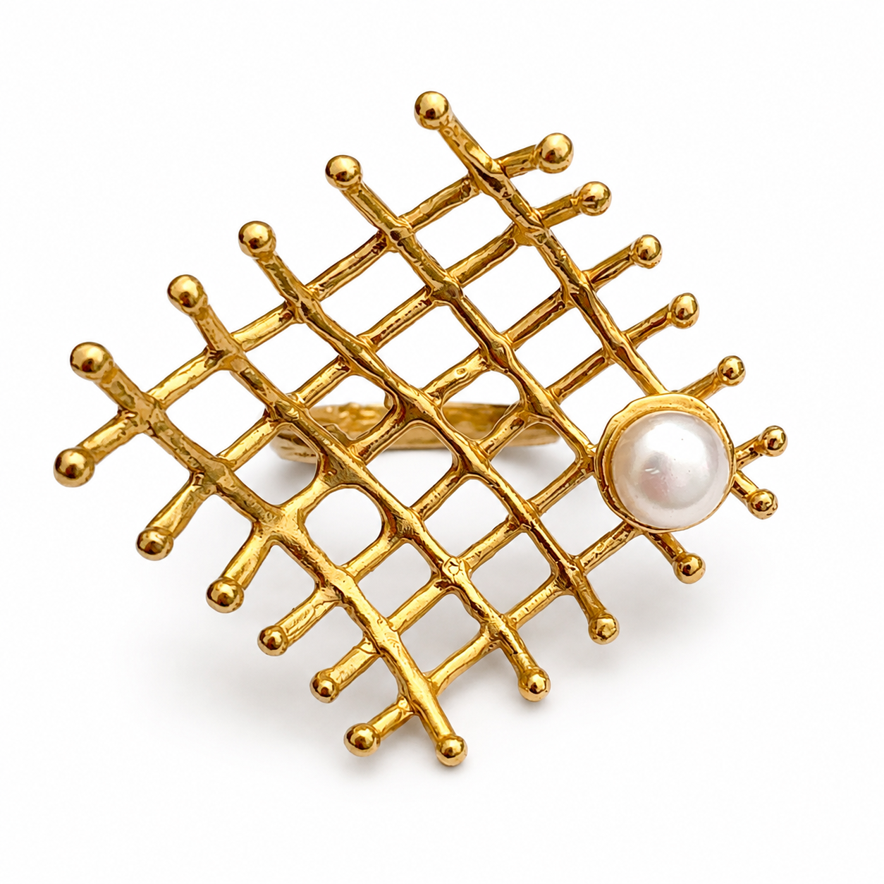 Pearl Lattice Ring